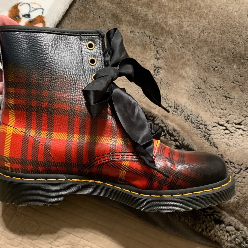 Womens size 11 plaid Doc Martins